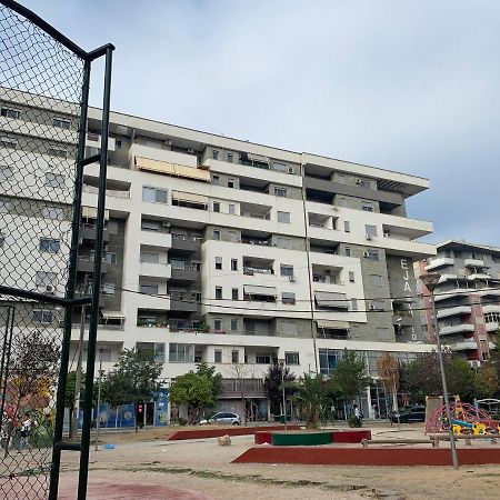 Yourhome Tirana Kültér fotó