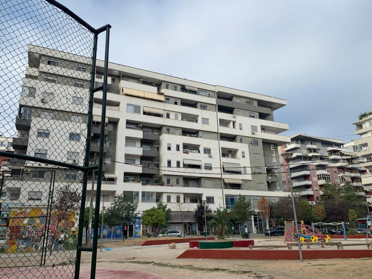 Yourhome Tirana Kültér fotó